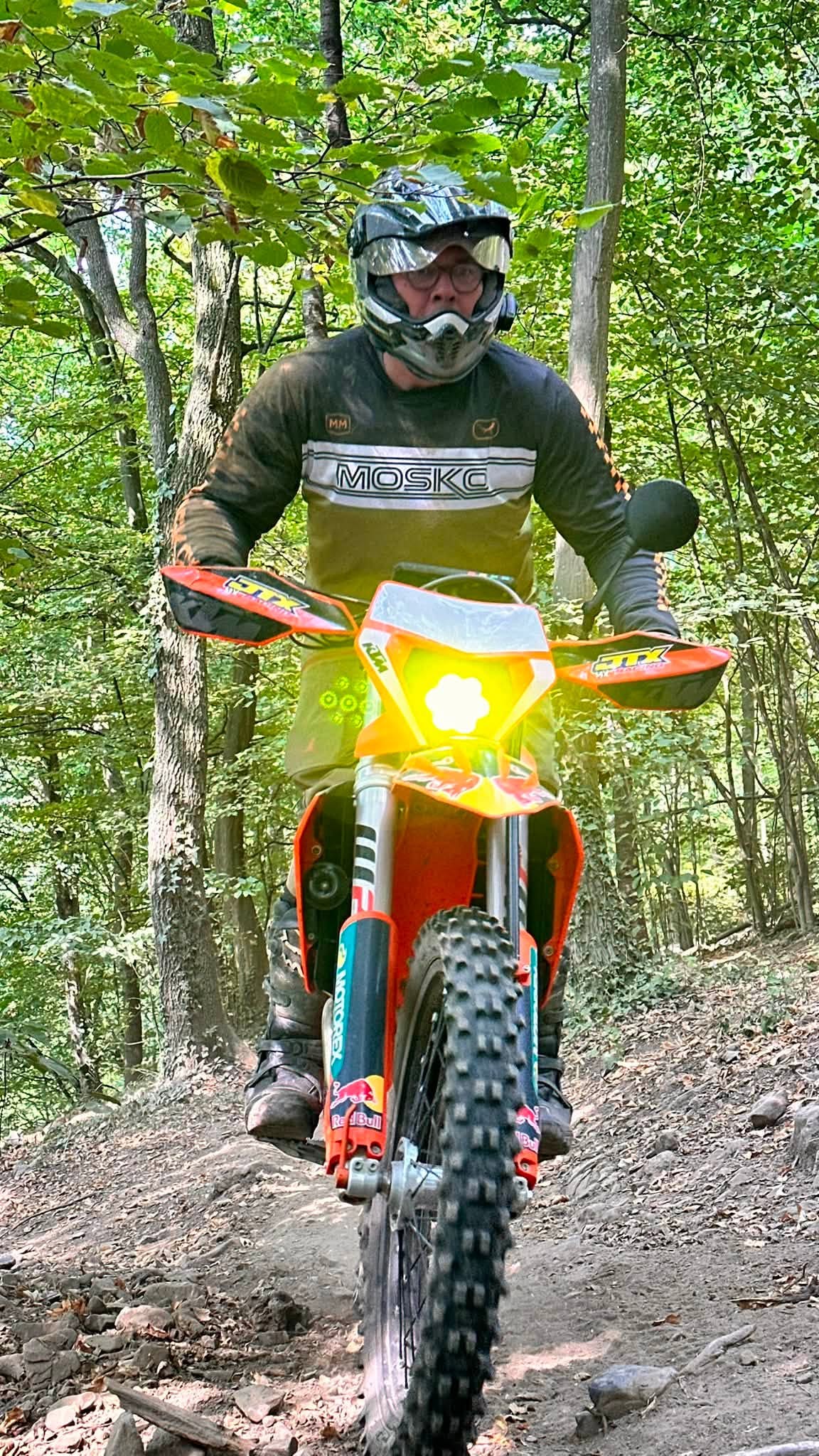Enduro - Niv 1 - Bilstain opstapper