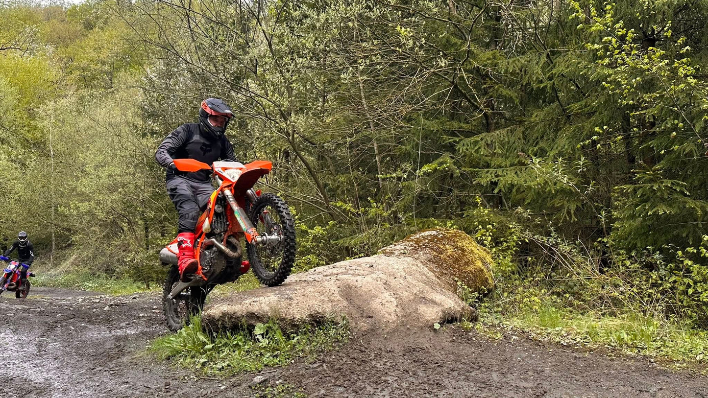Enduro -Niv 1- Bilstain opstapper