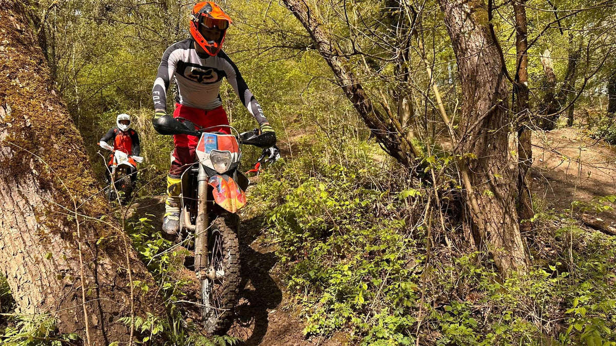 Enduro - Niv 1 - Bilstain opstapper
