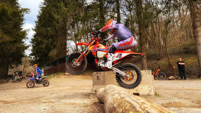 Enduro -Niv 1- Bilstain opstapper