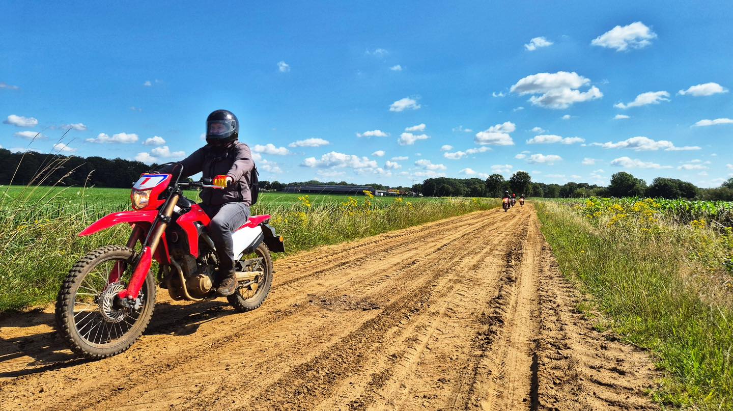 Start2Enduro -Niv 1- Wandeling met huurmotor
